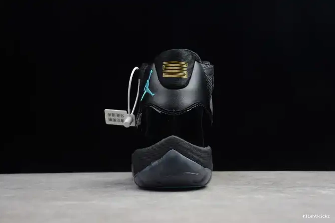 378037-006 11 Gamma Air Blue Jordan Retro 0618